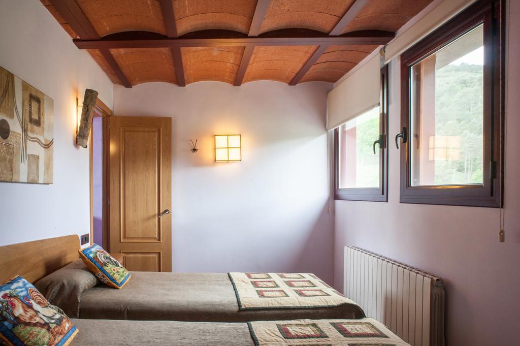 Maison d'hôtes Mas La Riera à Campdevánol Chambre photo