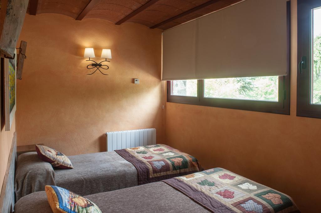 Maison d'hôtes Mas La Riera à Campdevánol Chambre photo