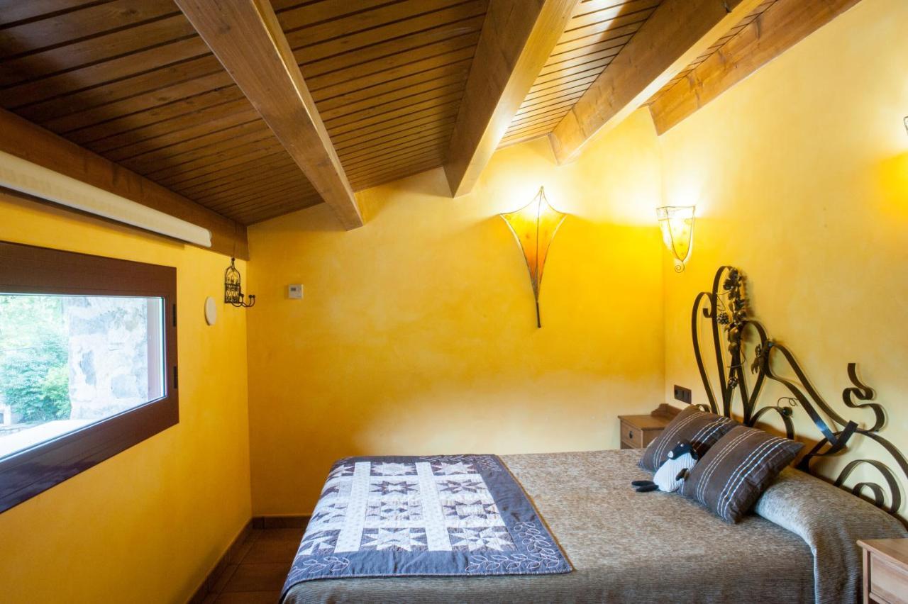 Maison d'hôtes Mas La Riera à Campdevánol Chambre photo